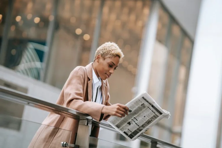 How media literacy education can combat fake news and improve critical thinking skills among young people.